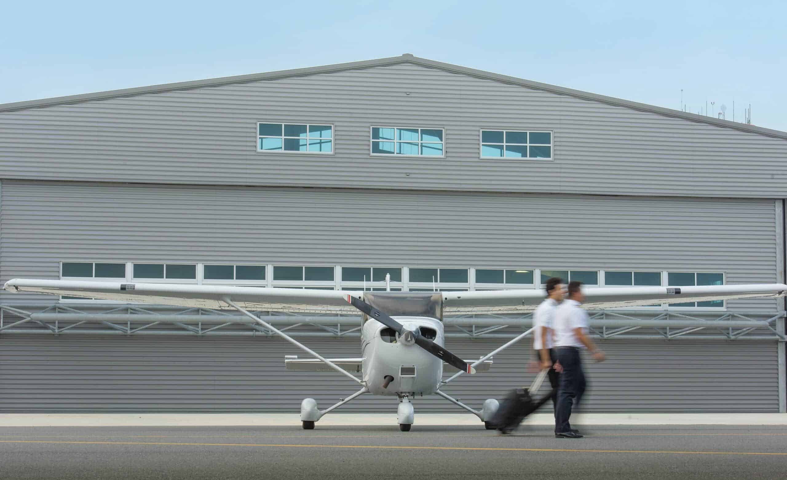 international pilot schools
