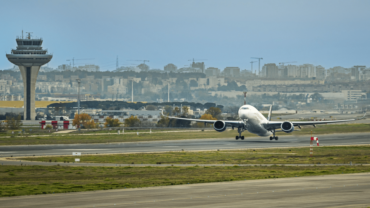 How Much Does an ATC Earn